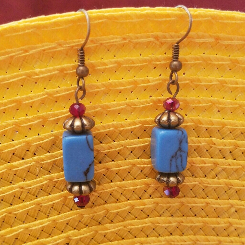 Earrings - Picture 4 of 4